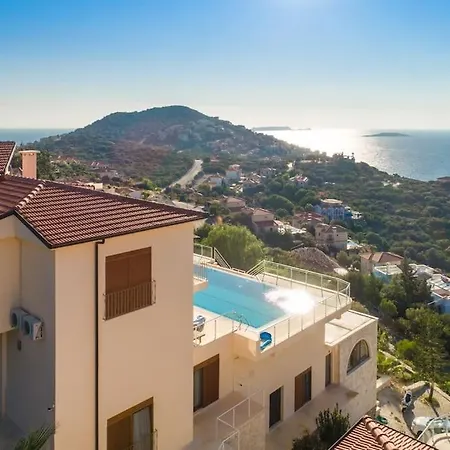 Suzan Sea View Antalya *